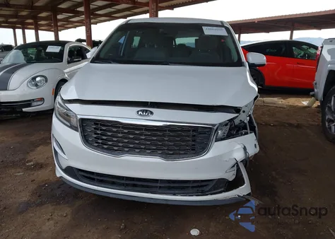 2021 Kia Sedona Lx из США, поврежденный, VIN KNDMB5C10M6673189